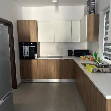 Modern And Stylish 3-bedroom Flat In L-imsida *