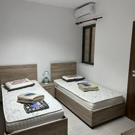 Modern And Stylish 3-bedroom Flat In L-imsida